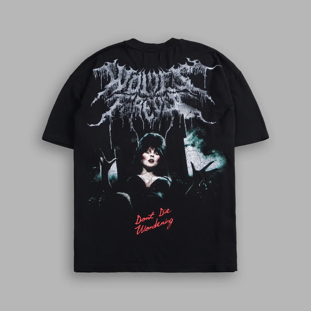 SHE RISES "PREMIUM" OVERSIZED TEE IN BLACK